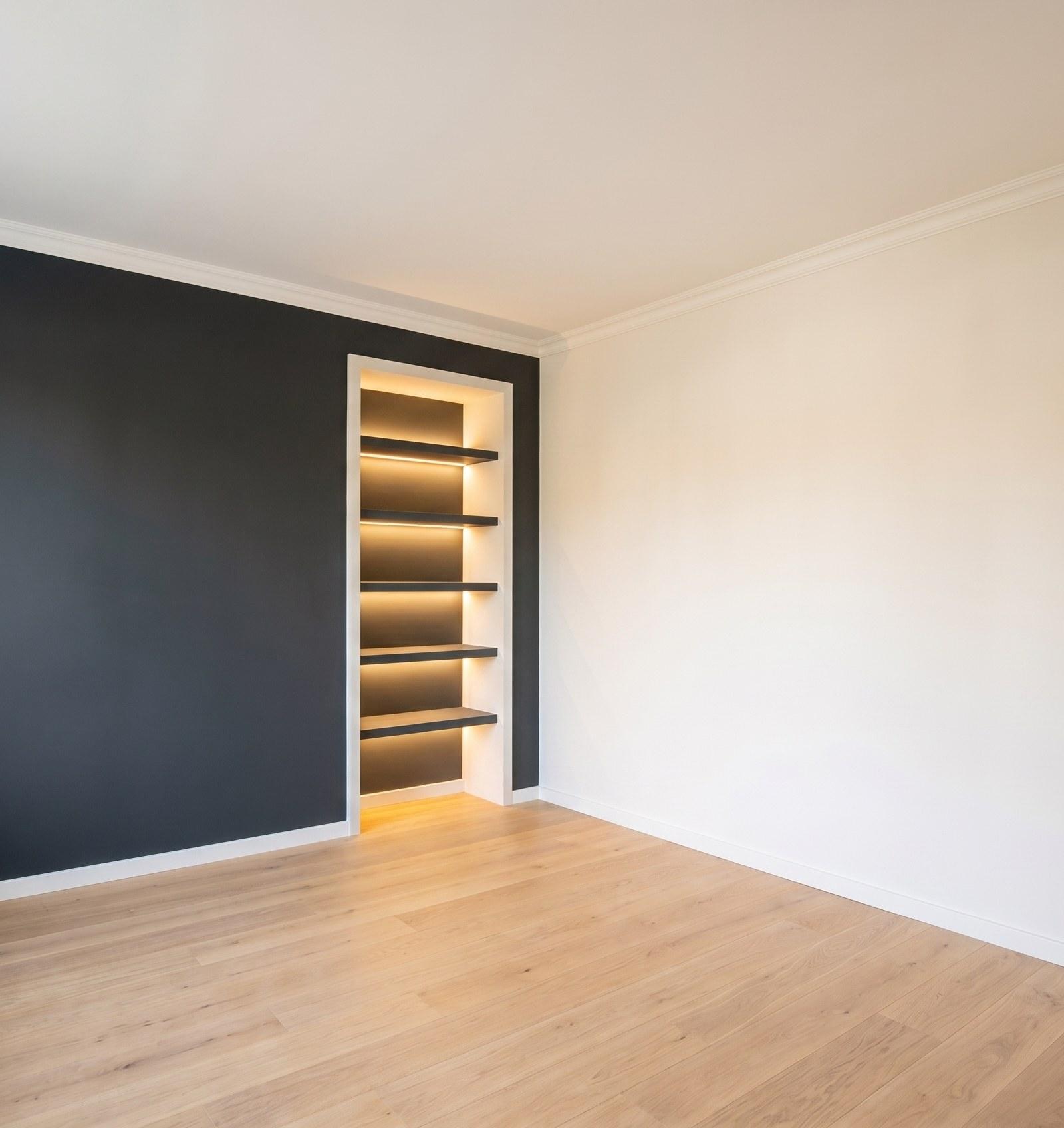 Tapezieren und Streichen einer 3-Zimmer-Wohnung
